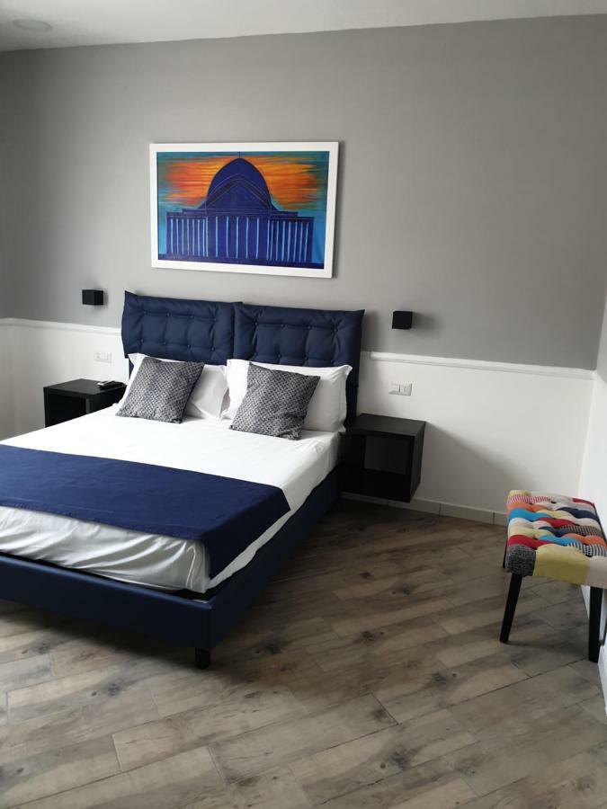 Dimorra Boutique Rooms Napoli Bagian luar foto