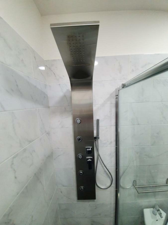 Dimorra Boutique Rooms Napoli Bagian luar foto
