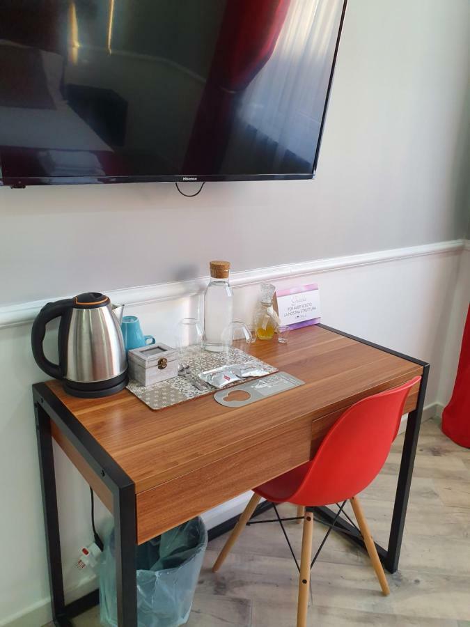 Dimorra Boutique Rooms Napoli Bagian luar foto
