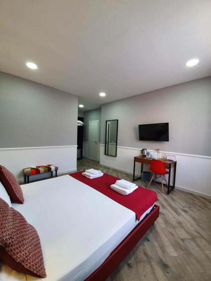 Dimorra Boutique Rooms Napoli Bagian luar foto