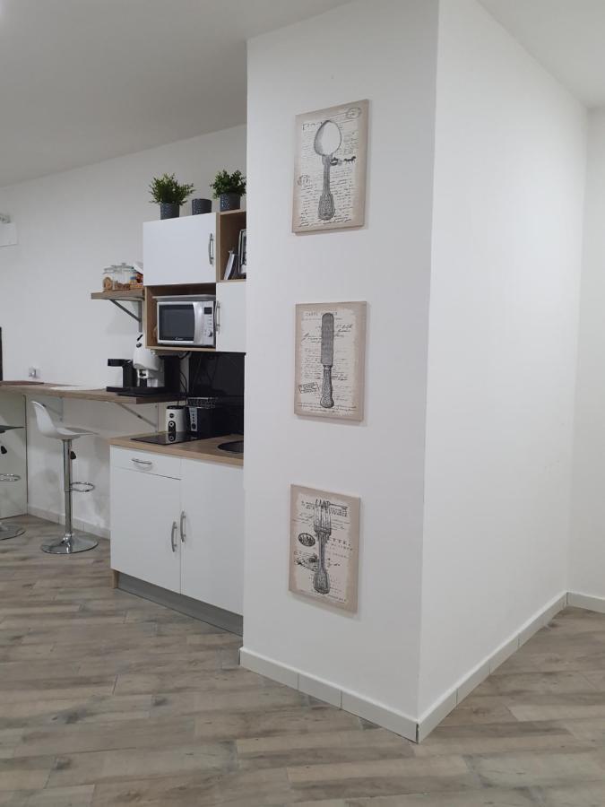 Dimorra Boutique Rooms Napoli Bagian luar foto
